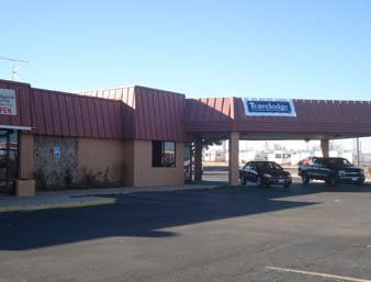Red Roof & Motel