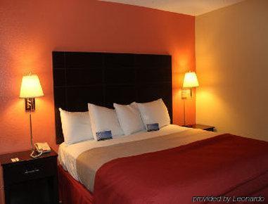 Motel Red Roof &